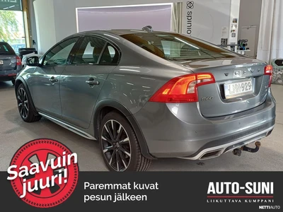Volvo S60 Cross Country 2016, photo 3/15