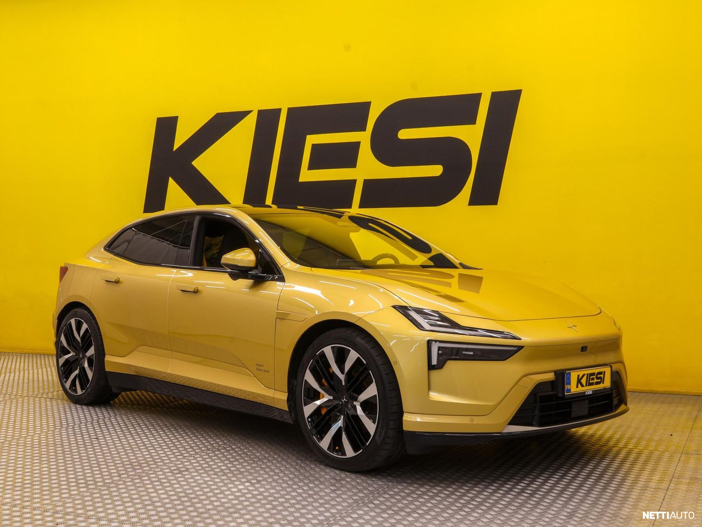 Polestar 4