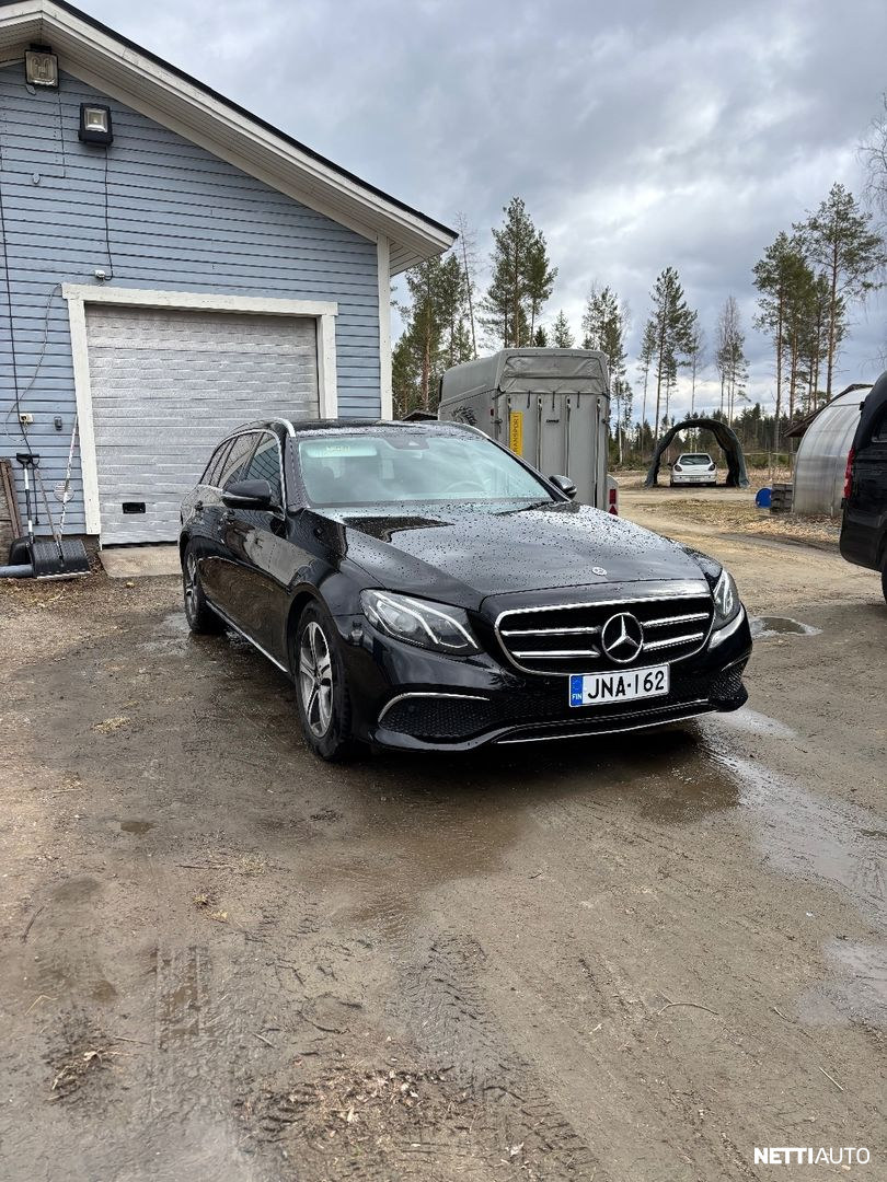 Mercedes-Benz E 200