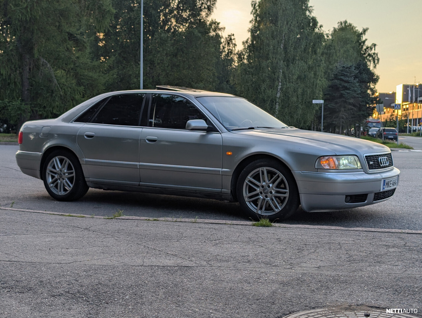 Audi S8