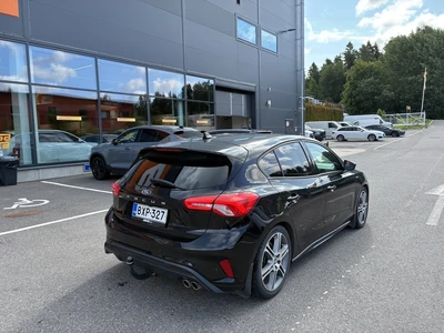 Ford Focus 2019, photo 2/10