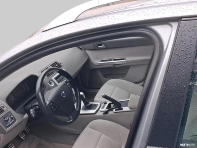 Volvo V50 1,6D DRIVe S/S Classic 2011, kuva 4/4