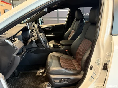 Toyota RAV4 Plug-In 2020, kuva 7/23