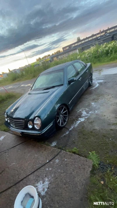 Mercedes-Benz E 270 CDI Elegance 2000, kuva 1/19