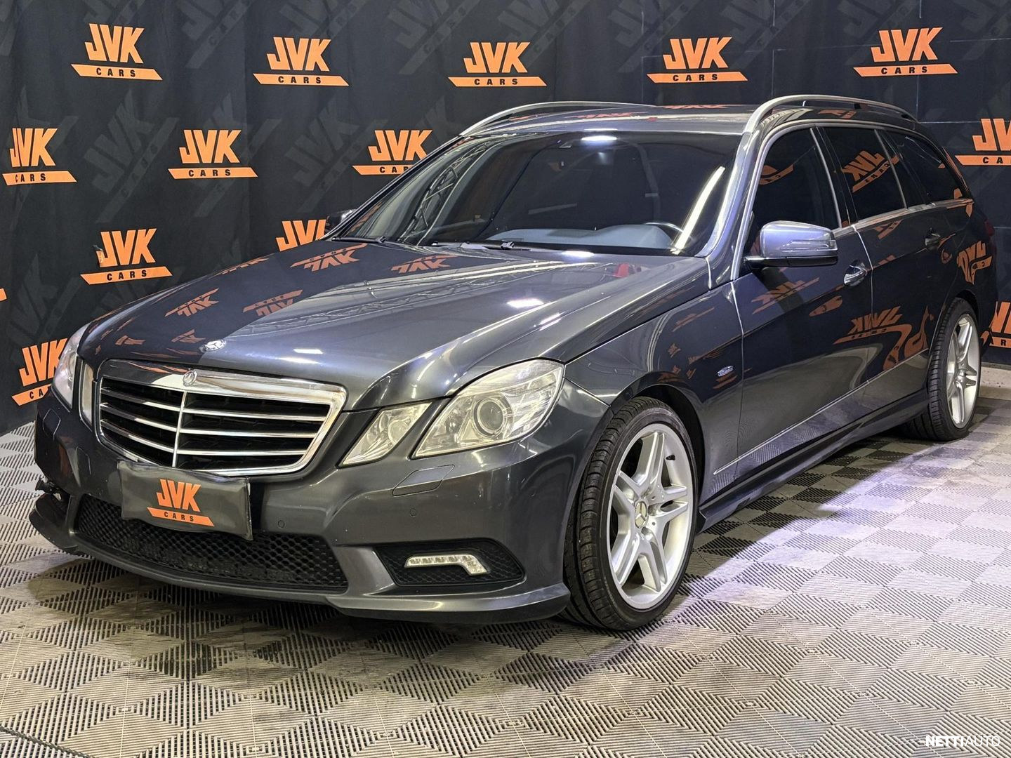 Mercedes-Benz E