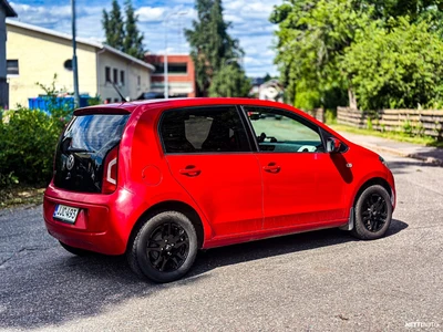 Volkswagen Up! 2014, photo 6/23