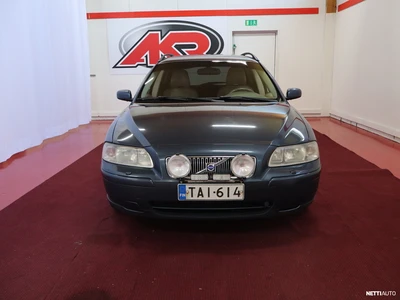 Volvo V70 2005, kuva 2/10