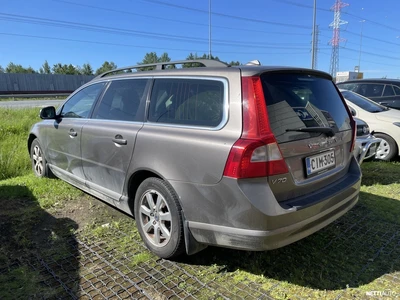 Volvo V70 D3 Momentum Business aut 2011, kuva 4/4