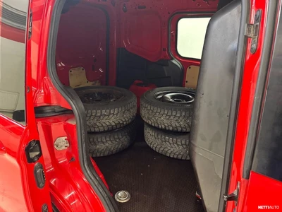 Ford Transit Courier 2017, photo 5/27