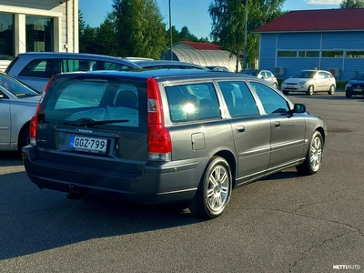 Volvo V70 2.5T 210hv Bensa Autom.Farm. 2006, kuva 7/27