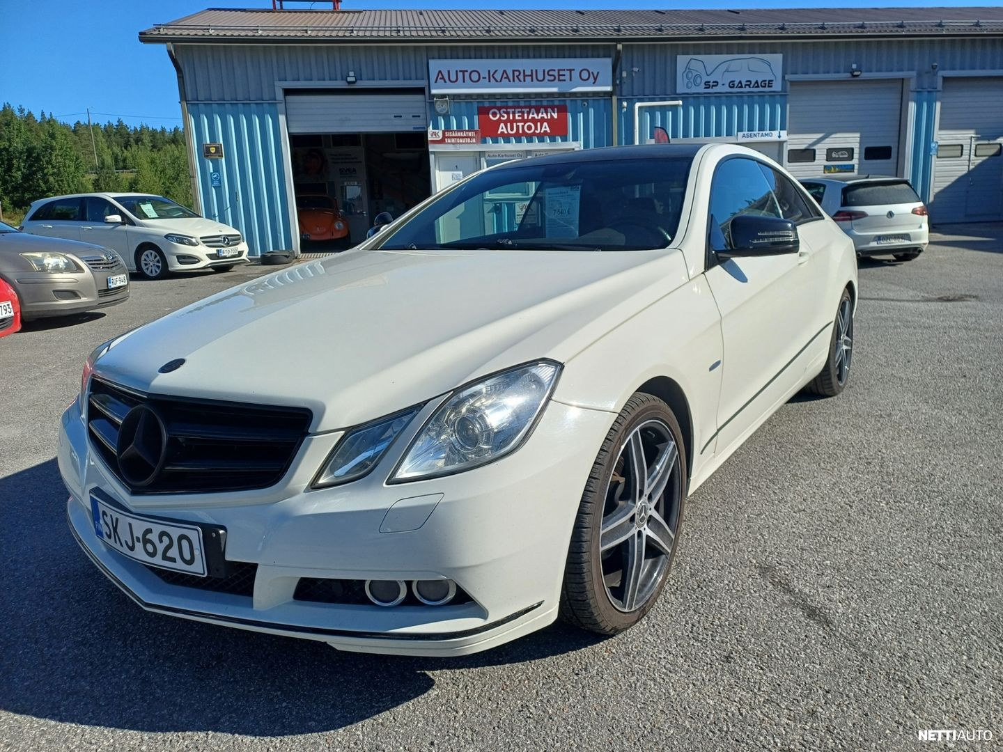Mercedes-Benz E