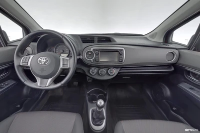 Toyota Yaris 1,33 Dual VVT-i Style 5ov 2012, kuva 7/33