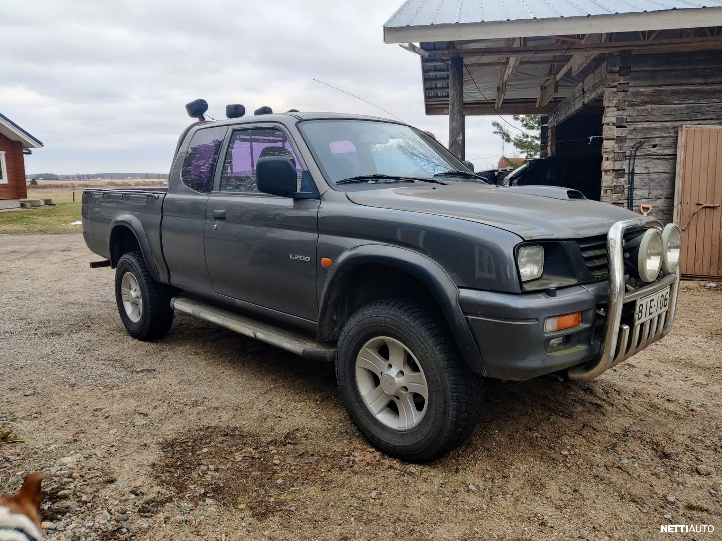 Mitsubishi L200