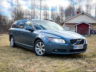 Volvo V70 1,6D DRIVe Momentum aut 2012, kuva 1/16
