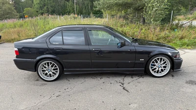 BMW 325 1997, kuva 5/10