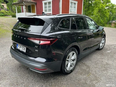 Skoda Enyaq 60 Launch Edition iV 2021, photo 4/17