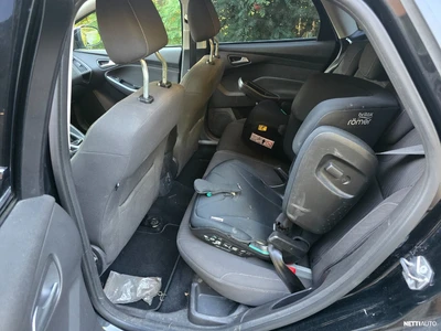 Ford Focus 2012, kuva 7/7