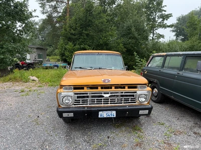 Ford F-250 1961, kuva 2/8