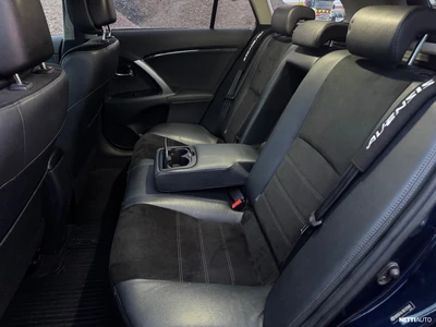 Toyota Avensis 2014, photo 5/21