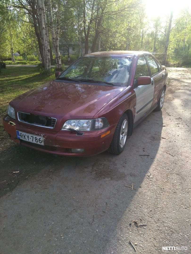 Volvo S40