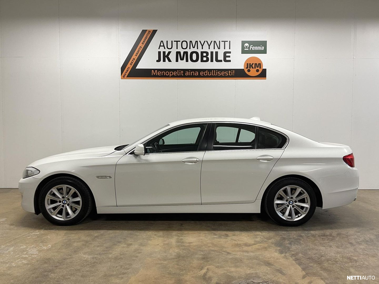 BMW 520