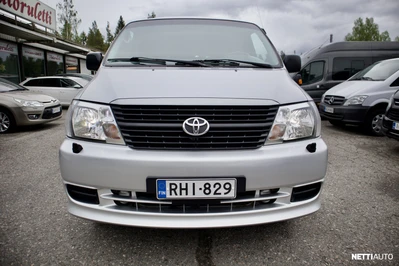 Toyota Hiace 2009, photo 2/15