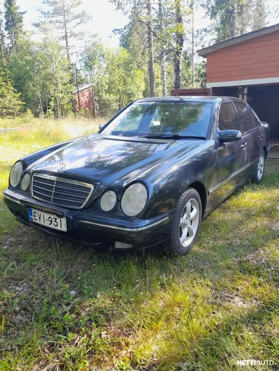 Mercedes-Benz E 2001, kuva 1/7