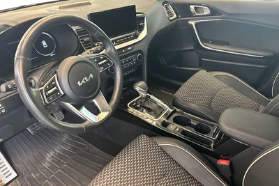 Kia Xceed 2025, photo 7/26
