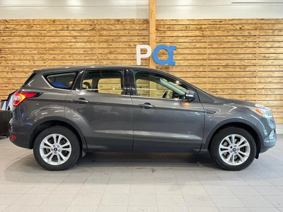 Ford Kuga 2.0 AWD TDCI 150hv Titanium 2017, photo 6/34