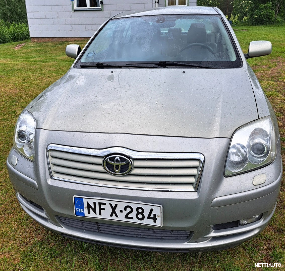 Toyota Avensis 2004, photo 4/16