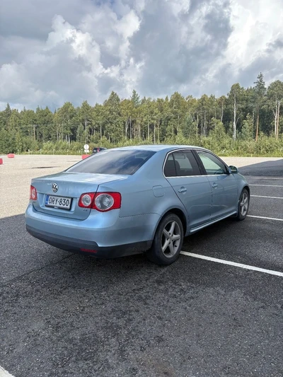 Volkswagen Jetta 2007, photo 4/8