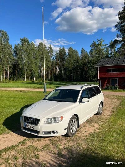 Volvo V70 D5 AWD Momentum aut 2009, kuva 1/9