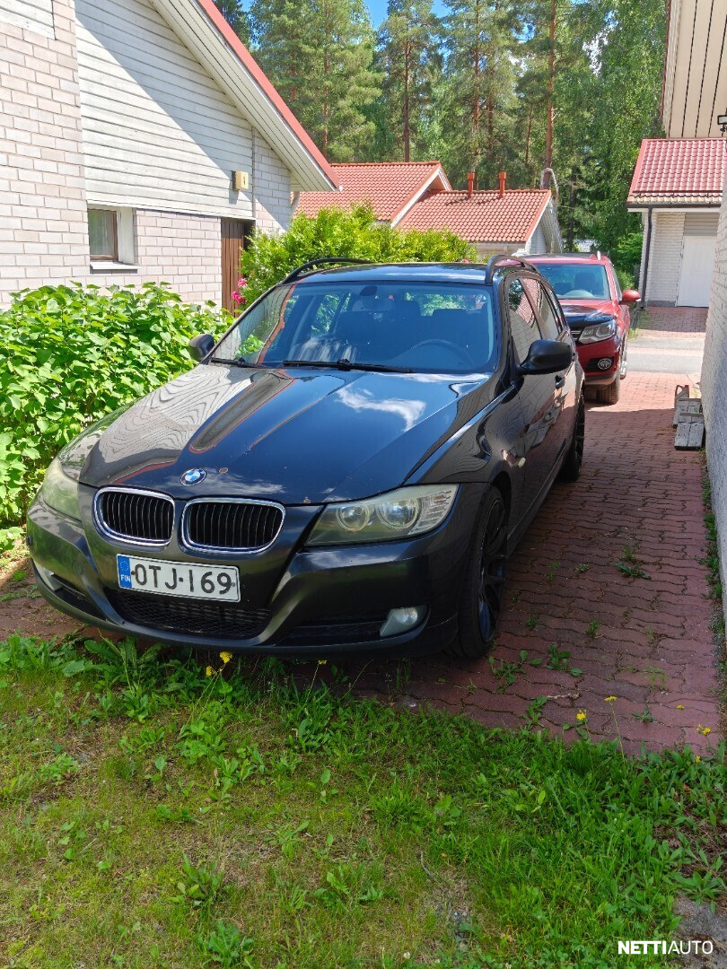 BMW 320