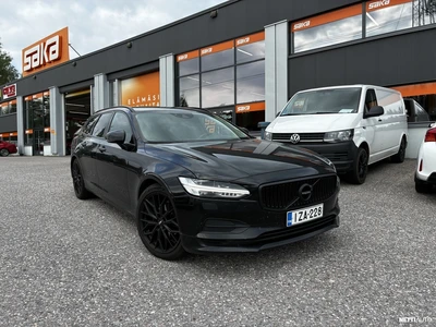 Volvo V90 D4 AWD Business Momentum aut 2018, photo 1/5