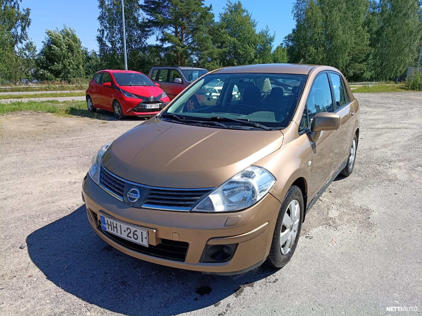 Nissan Tiida