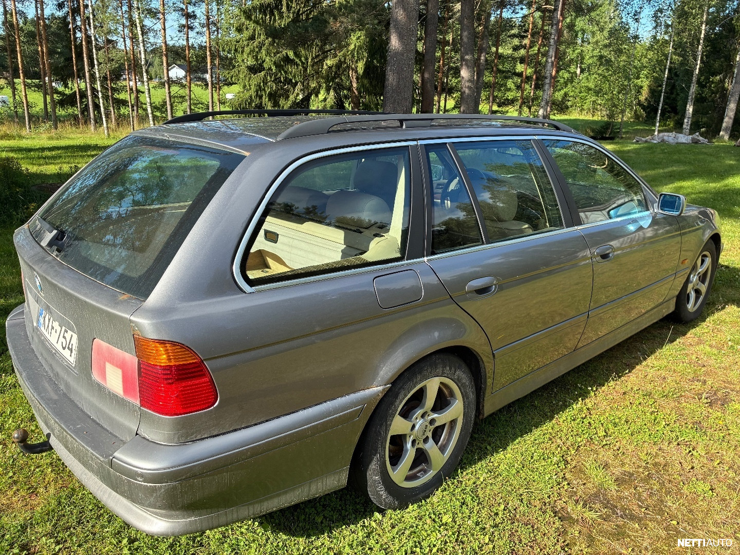 BMW 525