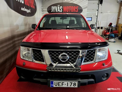 Nissan Navara 2009, photo 2/12