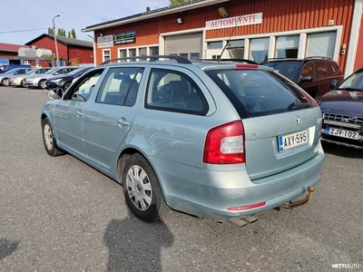 Skoda Octavia 2010, kuva 3/3