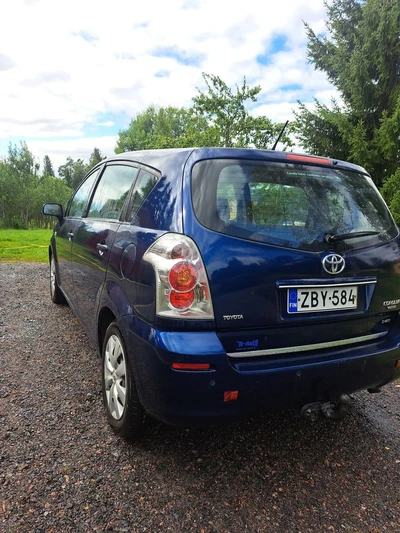 Toyota Corolla Verso 2006, kuva 4/7