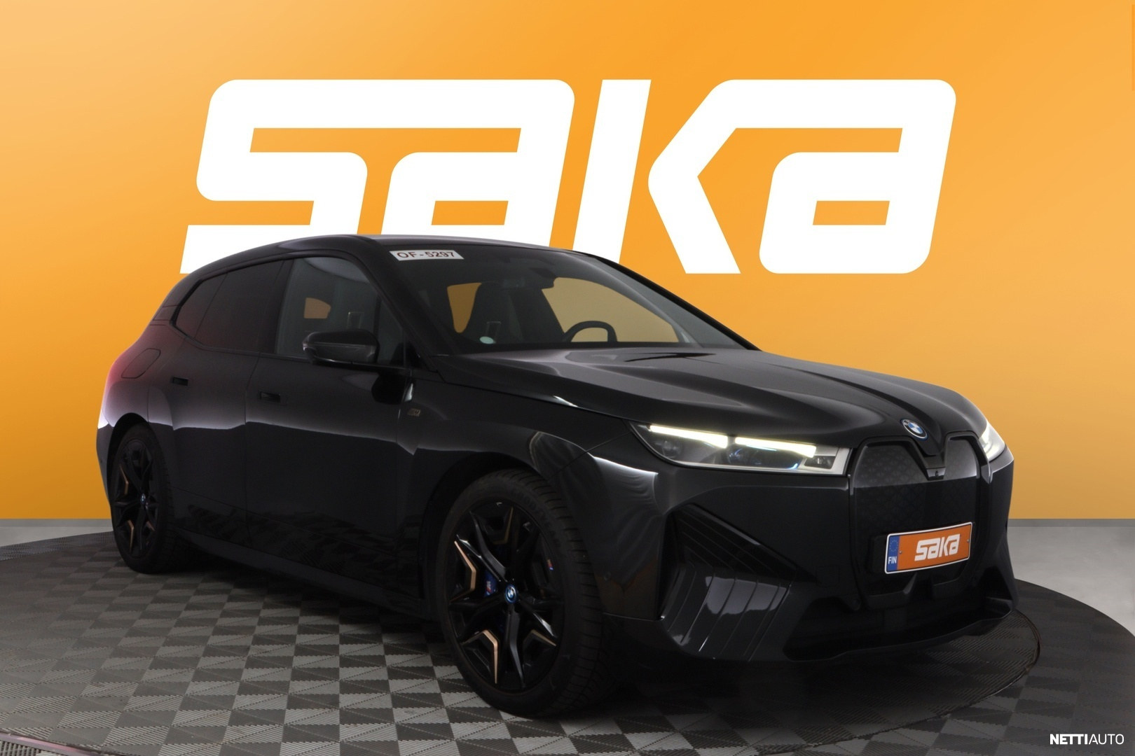 BMW iX M60