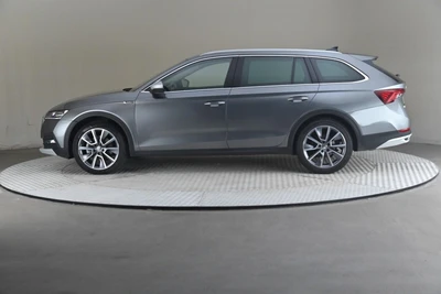 Skoda Octavia 2023, photo 4/32