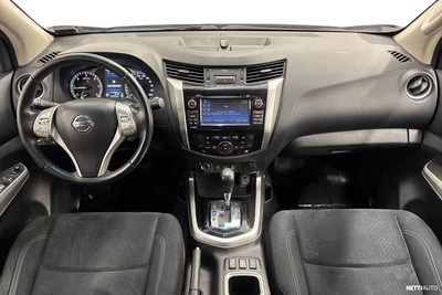 Nissan Navara 2017, photo 7/25