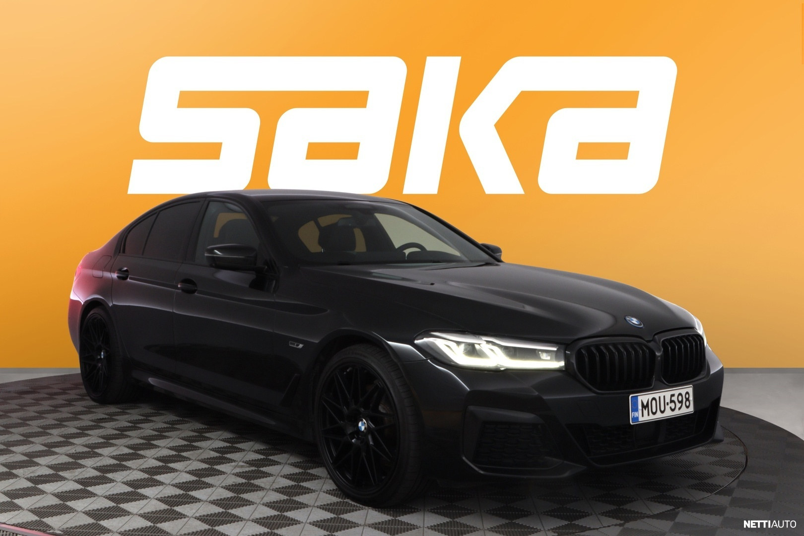 BMW 545