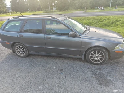 Volvo V40 2004, kuva 1/11