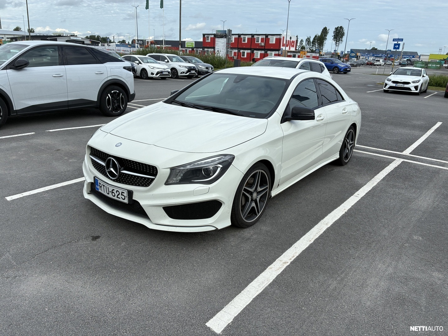 Mercedes-Benz CLA