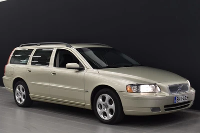 Volvo V70 2006, photo 5/36