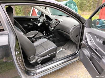 Kia ProCeed 2011, kuva 6/6