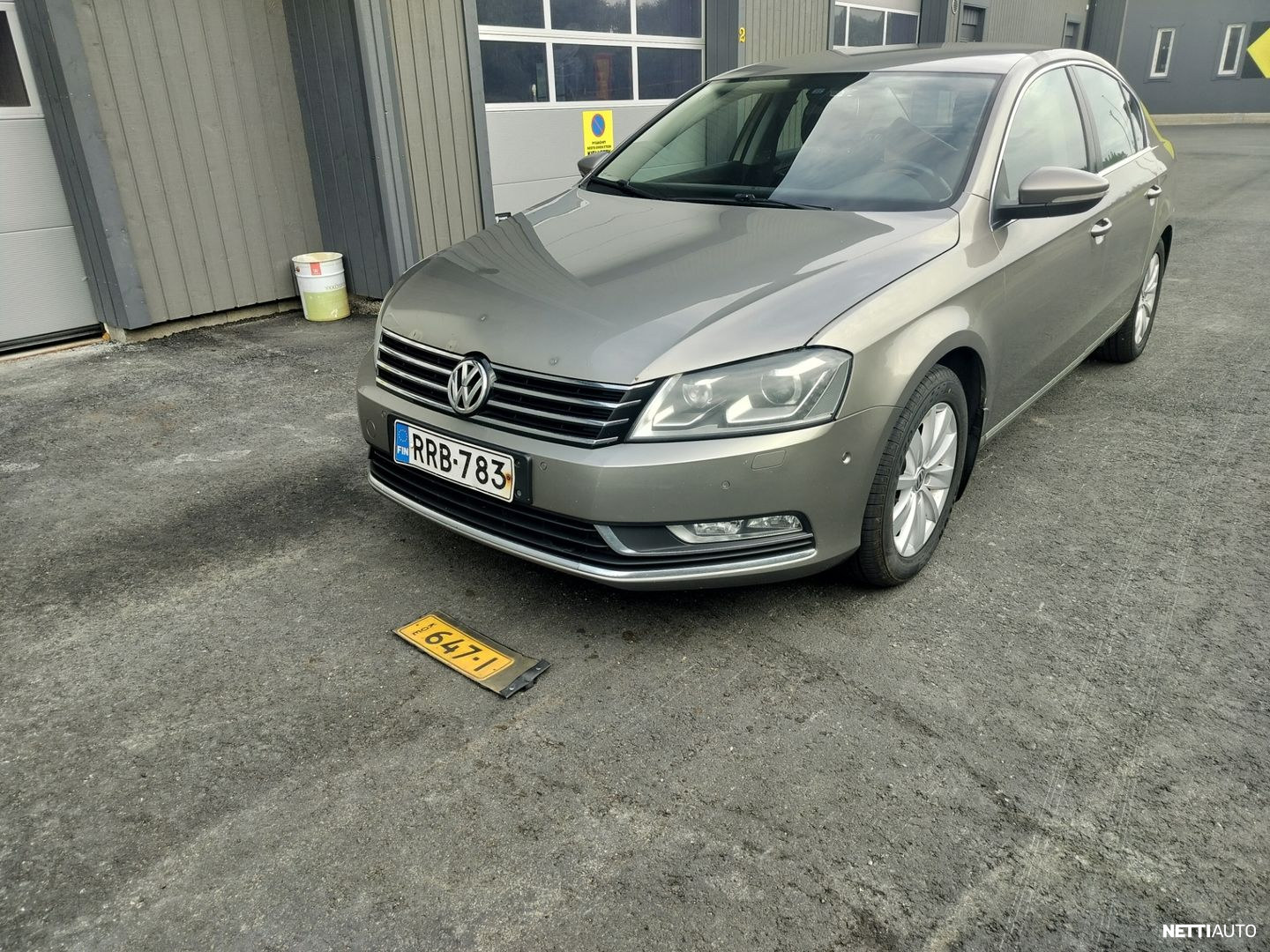Volkswagen Passat 2013, photo 3/10
