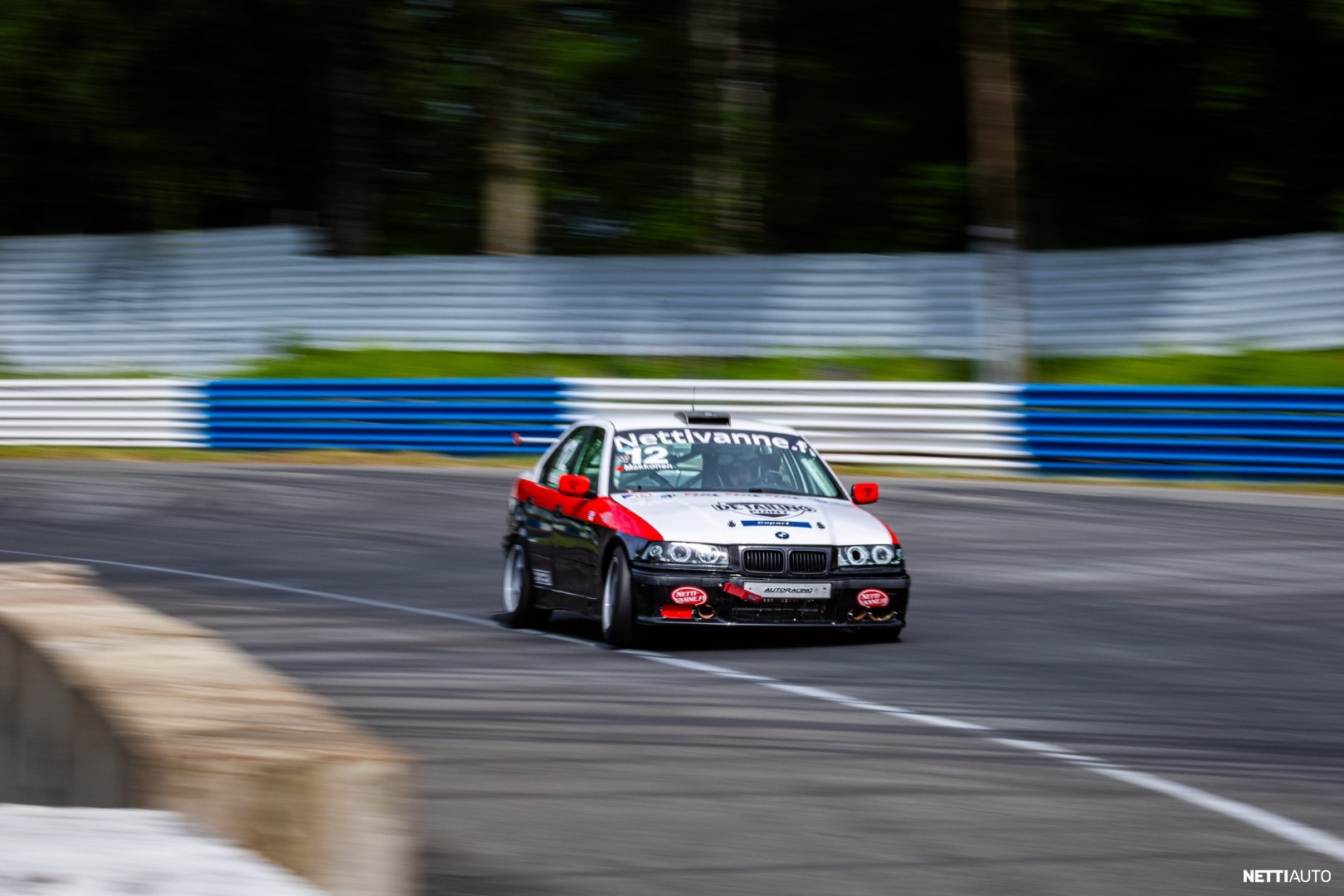 BMW 325