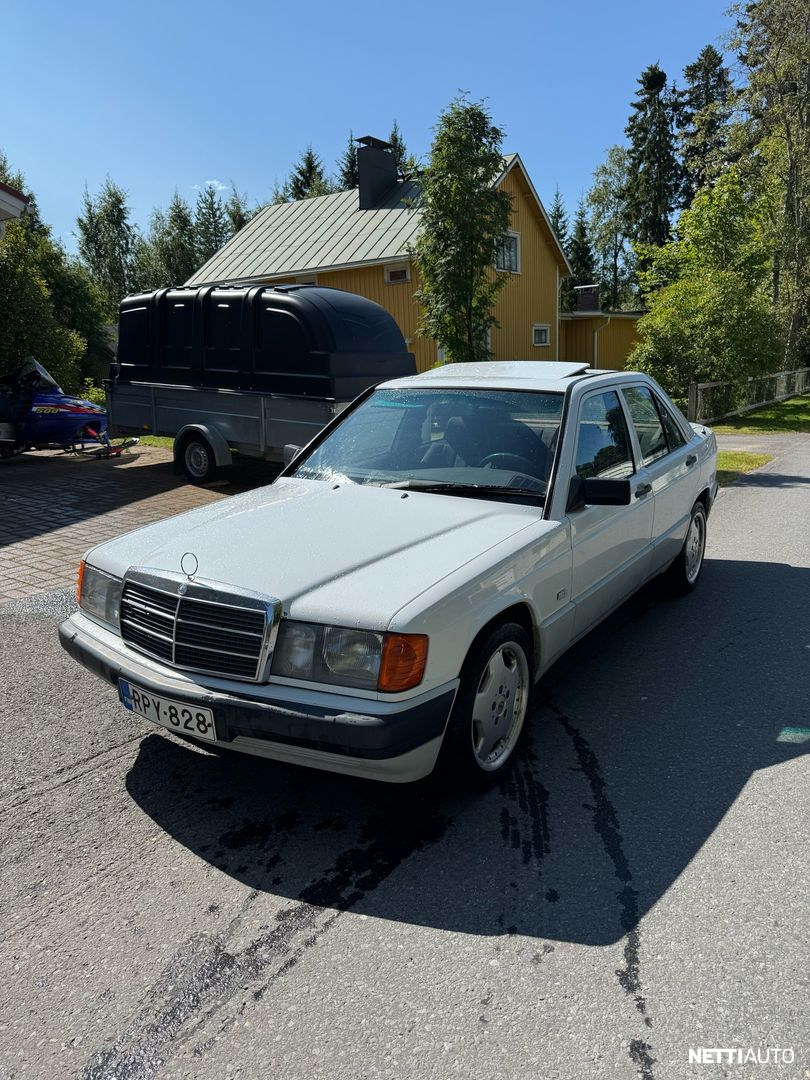 Mercedes-Benz 190